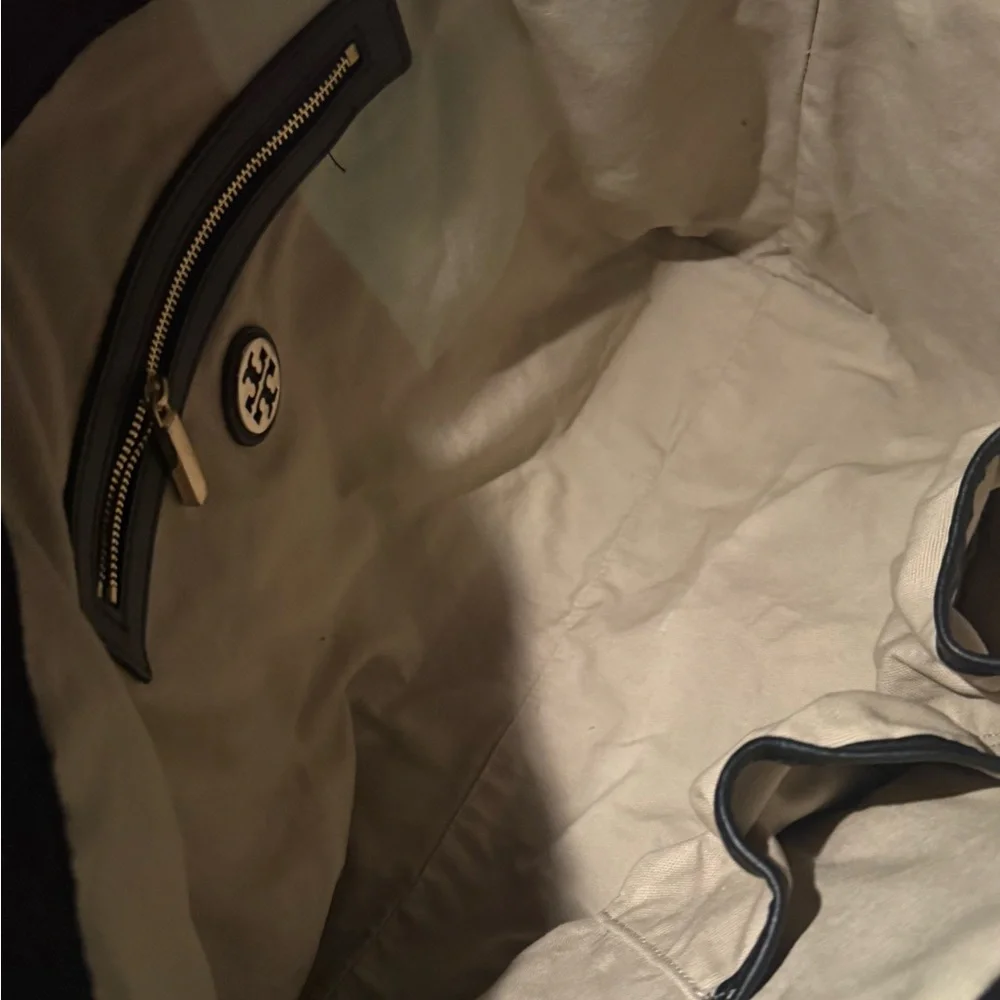 ‼️Final price‼️Tory Burch Dark Gray Ella Felt Wool Tote - Picture 3 of 8